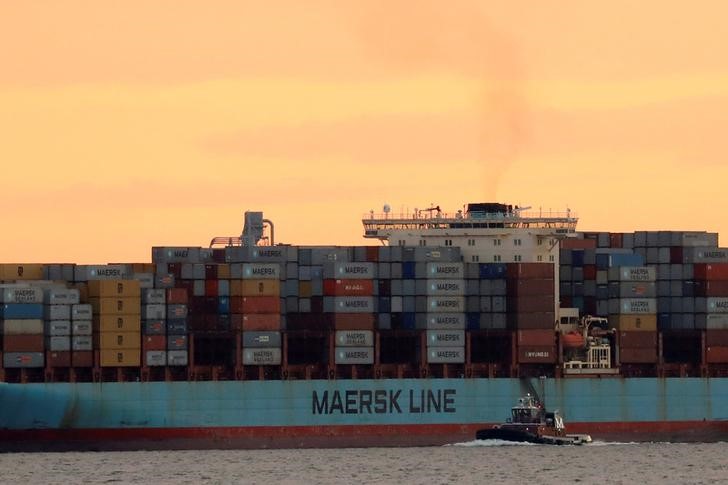 Maersk tạm dừng hoạt động vận tải qua Biển Đỏ - © Reuters.